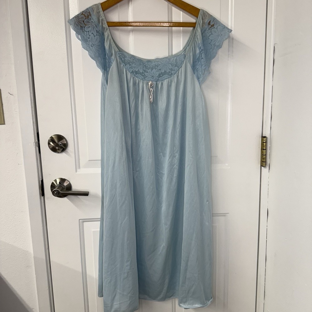 VTG Chiffon Blue Nightgown Nylon Blue Lace Trim Size S/M 60s,70s - Picture 1 of 3